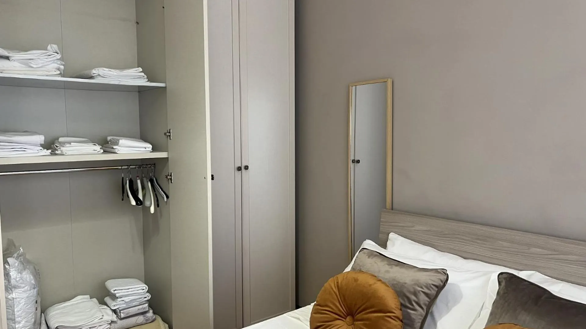 Luxury Apartment San Giovanni Rome 0*,