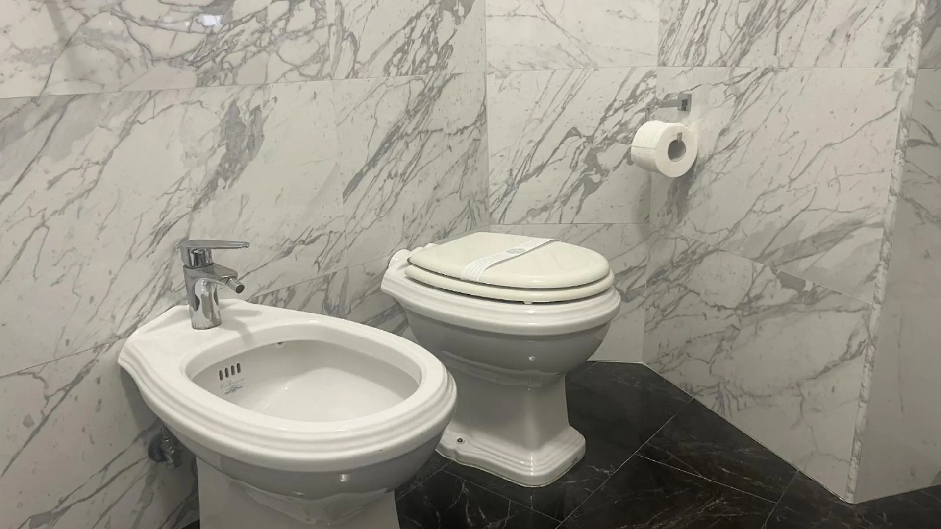 Luxury Apartment San Giovanni Rome Homestay